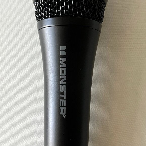 Monster Dynamic Vocal Microphone Handheld Wired Live Performance Mic - Picture 6 of 8